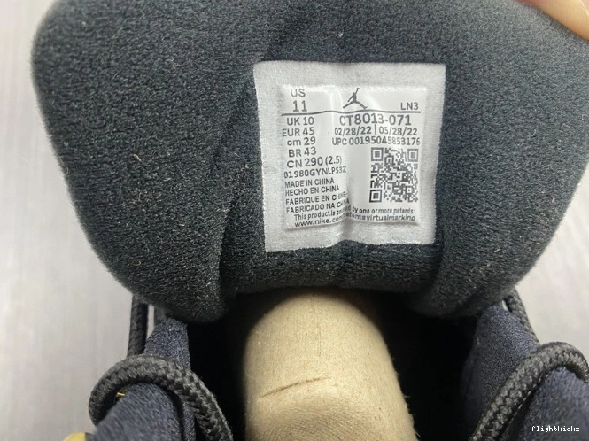 CT8013-071 Jordan Air 12 Taxi Black 0912